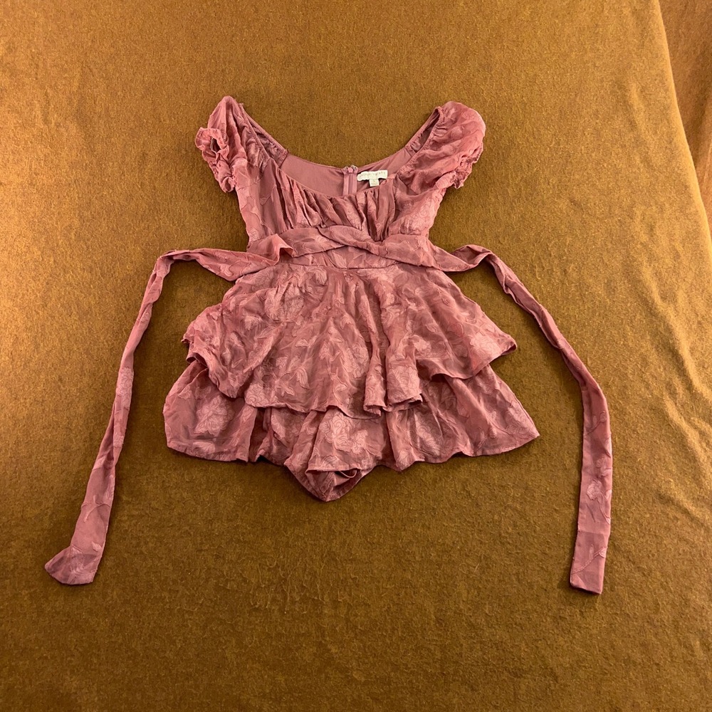 Thirty Thirty LA Womens Small Pink Floral Jacquard Tiered Ruffle Romper New